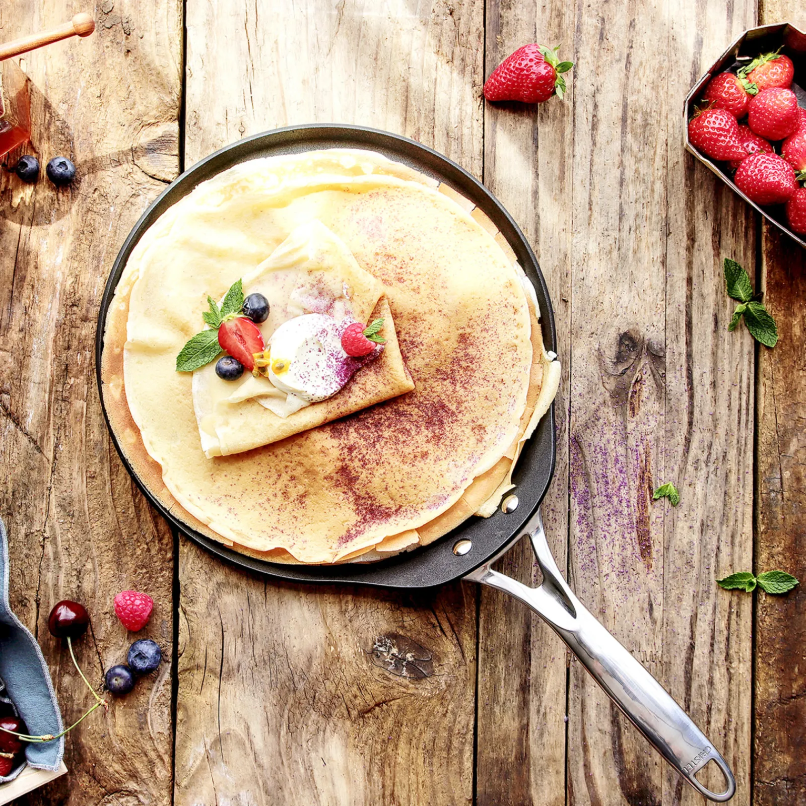 CRISTEL Crêpière aluminium - anti-adhésif Exceliss+